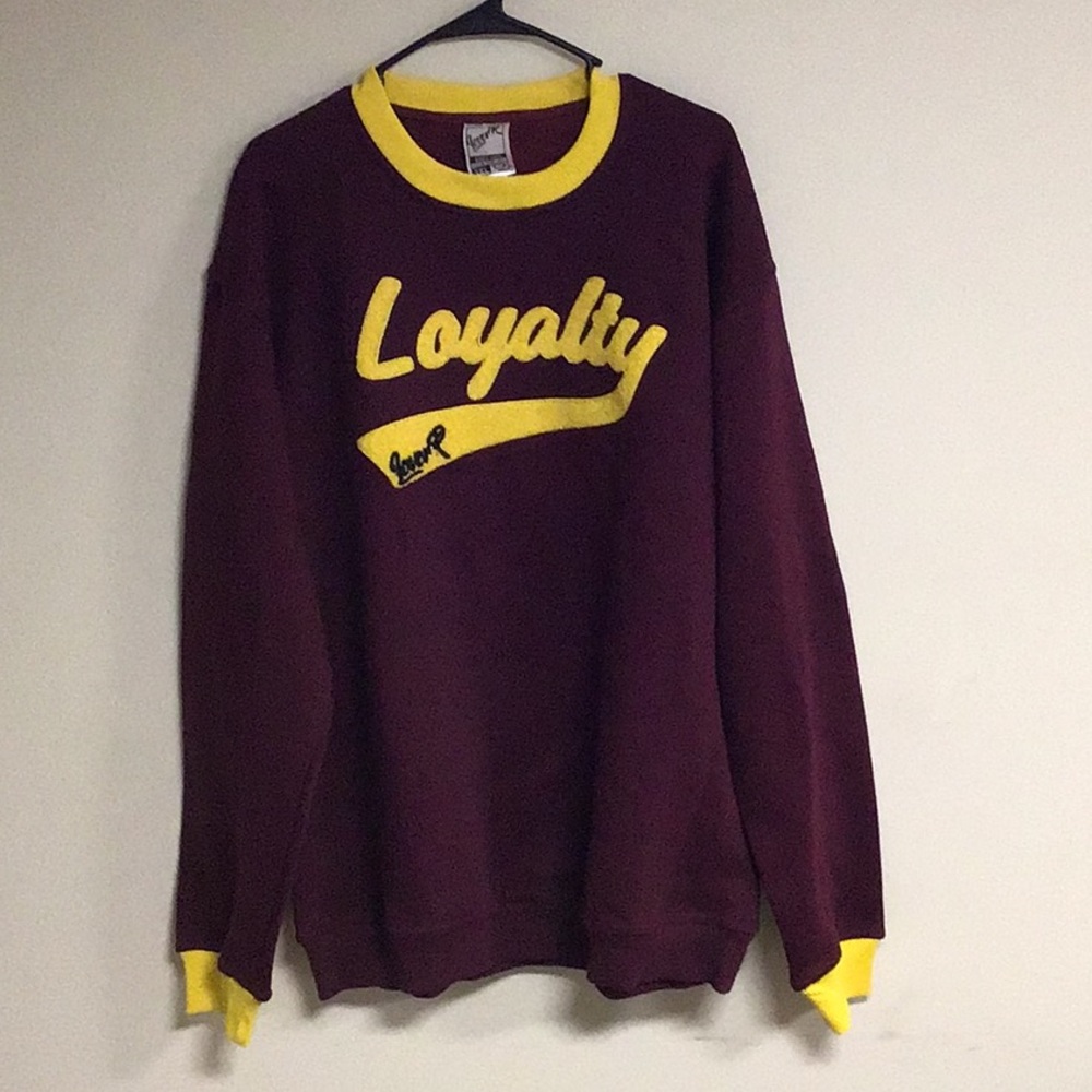 LoverR Brands Sweater